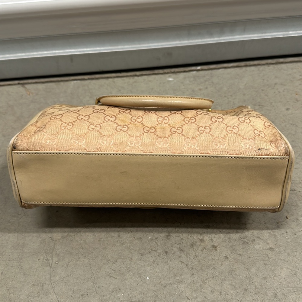 Vintage Gucci light beige monogram handbag - Picture 7 of 16